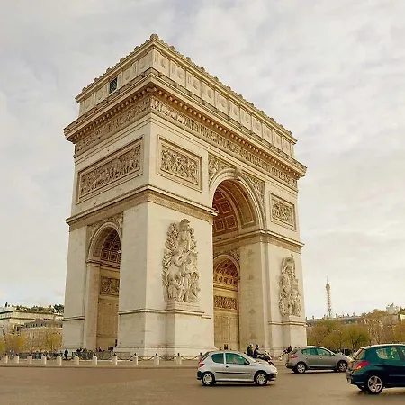 Mirabeau-eiffel Tower *